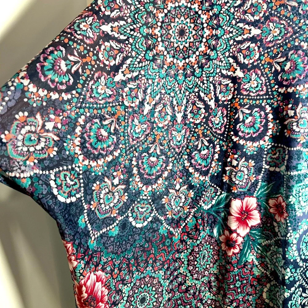 Women’s Catherine’s plus size blouse SZ 2X kaftan style W/ attached camisole - Picture 12 of 12